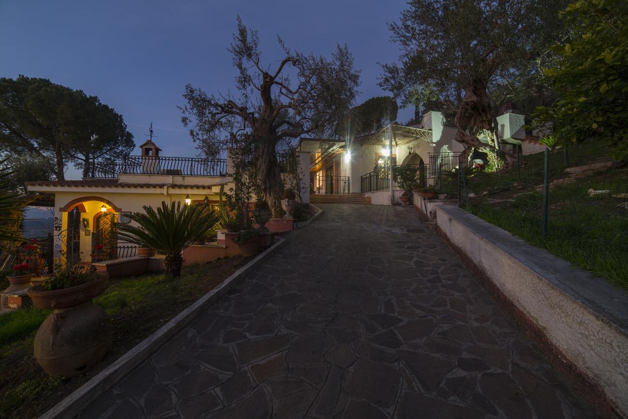 Millenovecento Apartment Tivoli Exterior photo